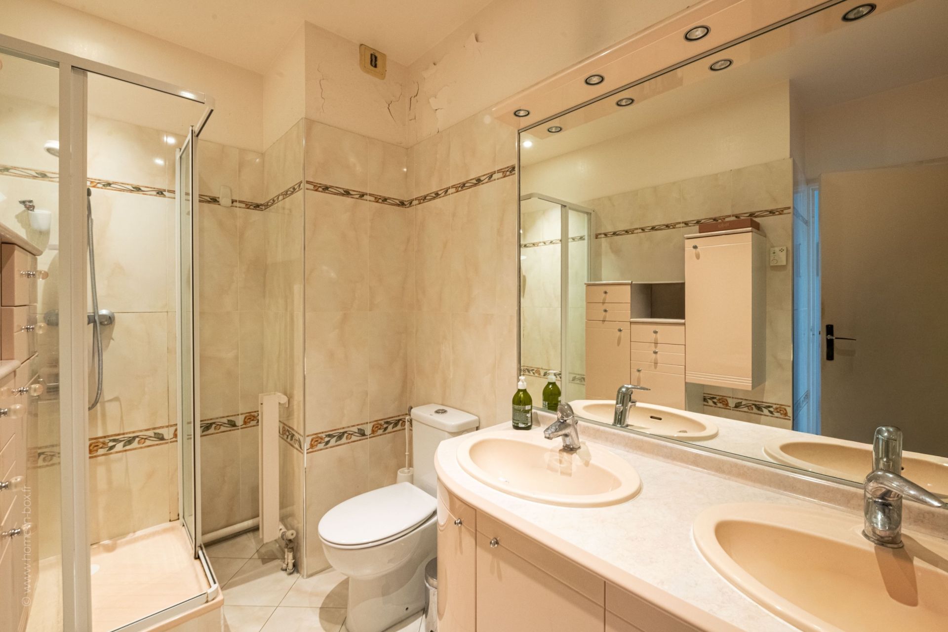 Louer Appartement 5&nbsp;Pièces 129.26&nbsp;m² Bougival