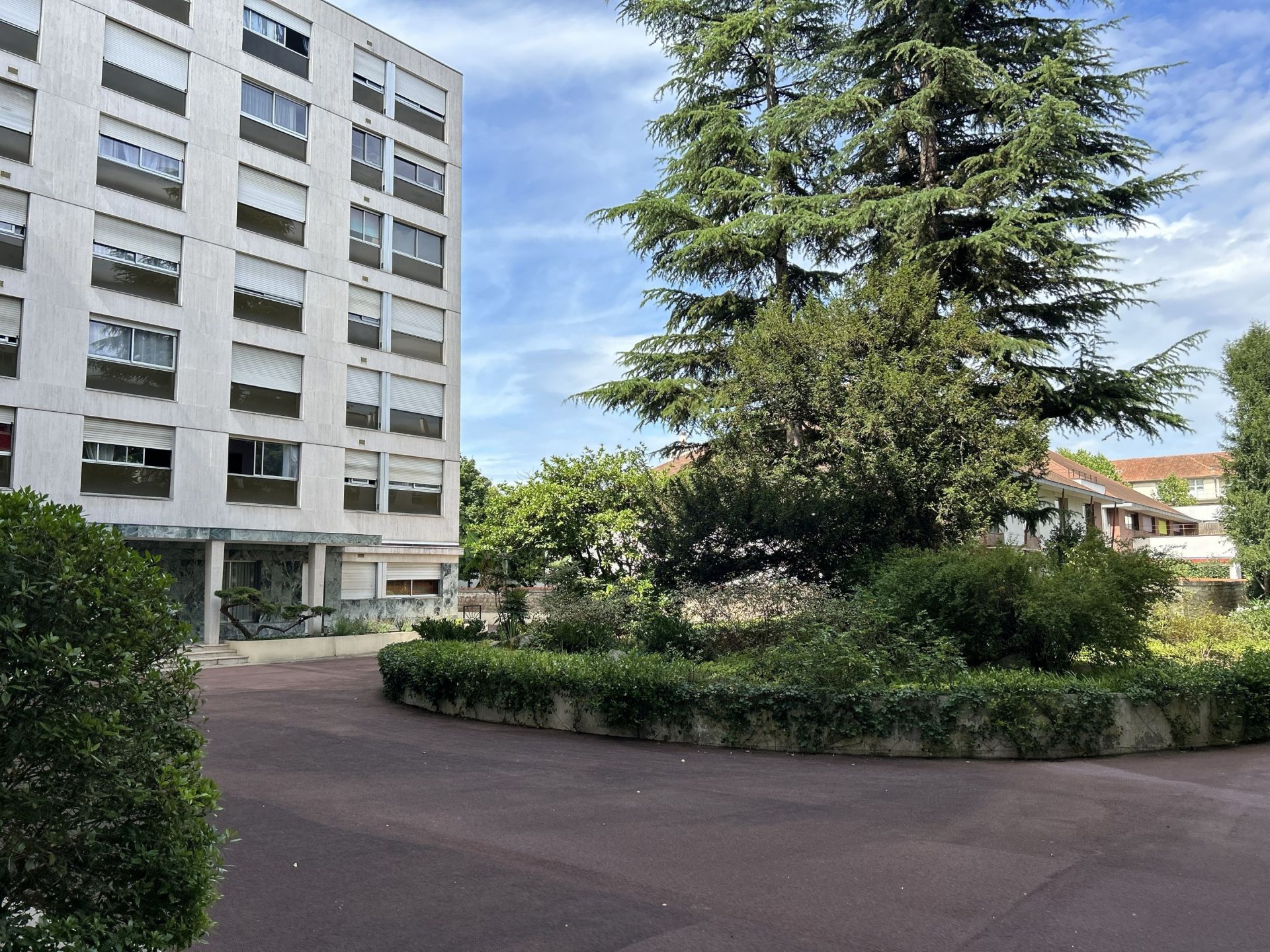 Acheter Studio 1&nbsp;pièce 31.11&nbsp;m² Rueil-Malmaison