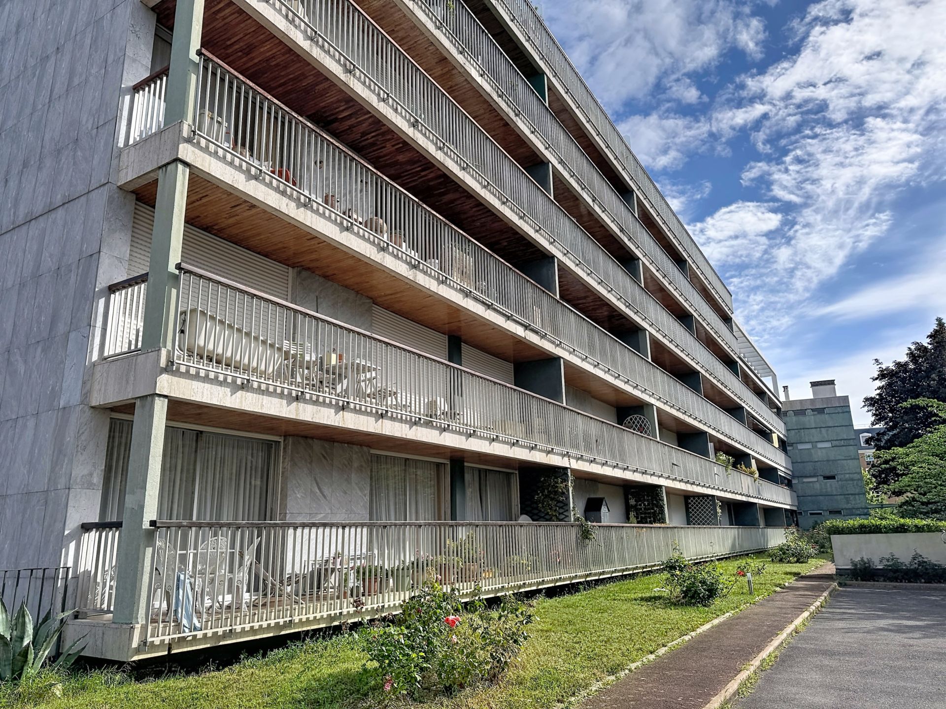 Acheter Appartement 3&nbsp;Pièces 70.75&nbsp;m² Rueil-Malmaison