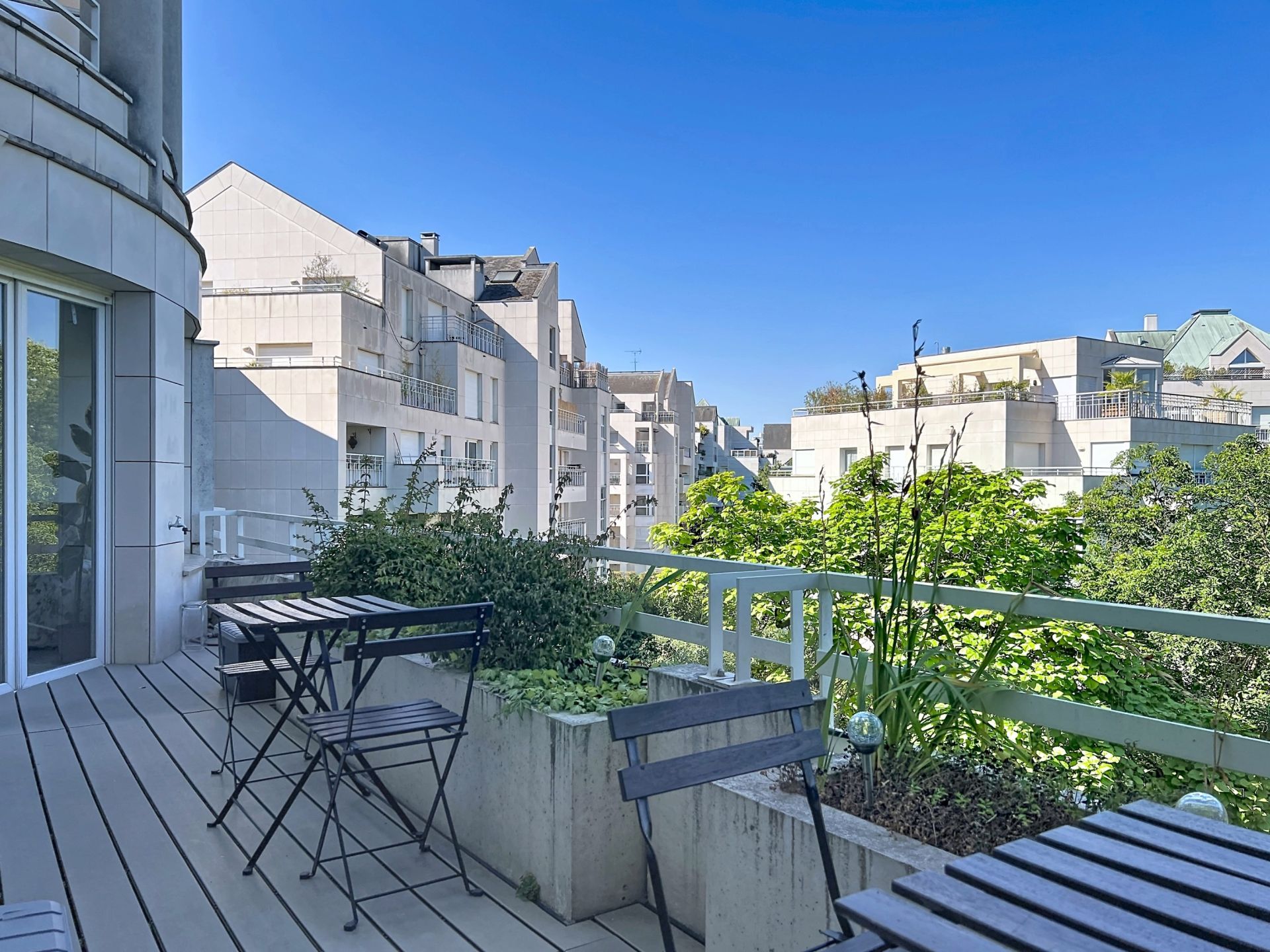 Louer Appartement 4&nbsp;Pièces 95.86&nbsp;m² Rueil-Malmaison