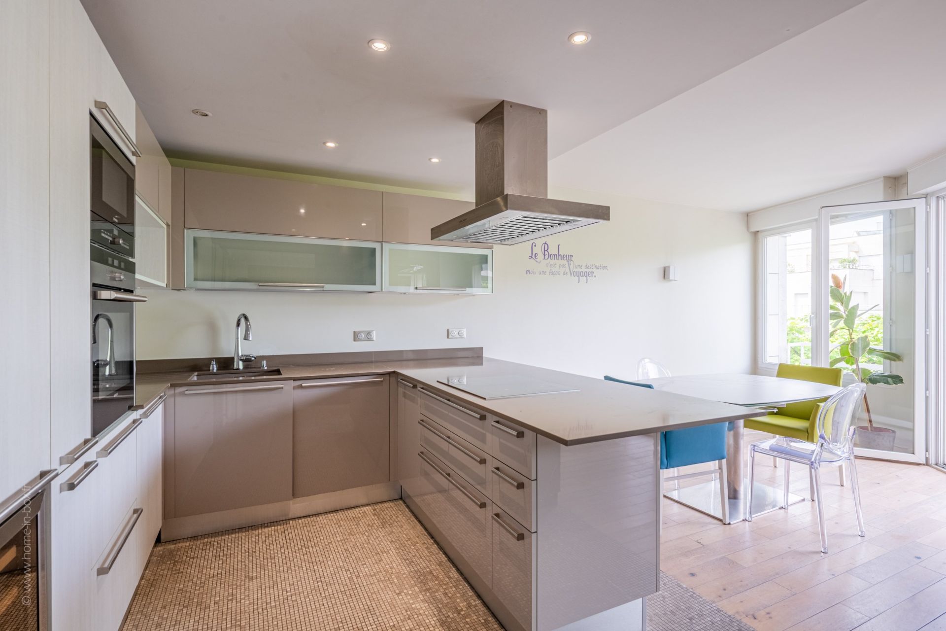 Louer Appartement 4&nbsp;Pièces 95.86&nbsp;m² Rueil-Malmaison