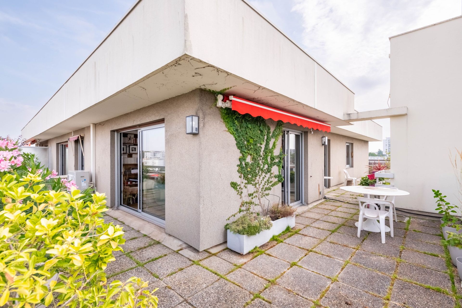 Louer Appartement 6&nbsp;Pièces 124.76&nbsp;m² Rueil-Malmaison