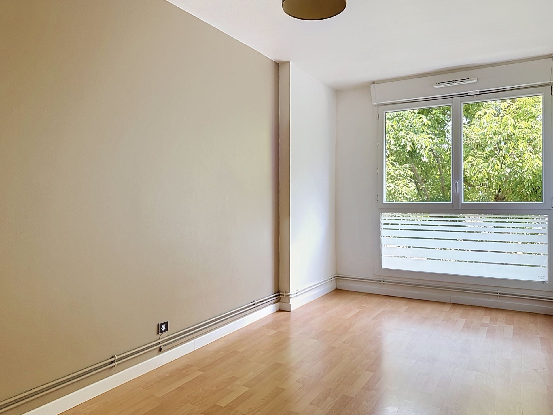 Acheter Appartement 3&nbsp;Pièces 71.24&nbsp;m² Rueil-Malmaison