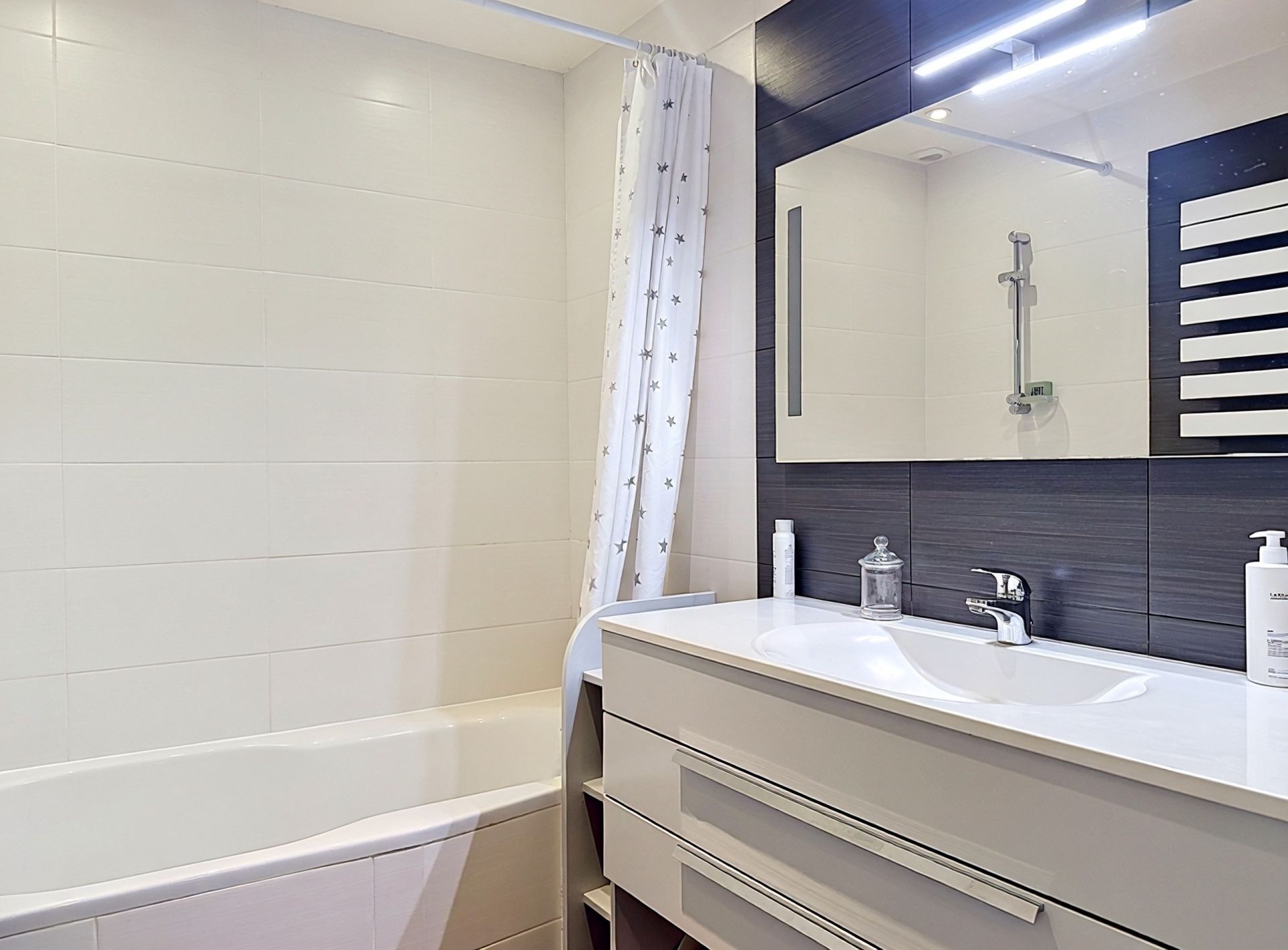 Acheter Maison 6&nbsp;Pièces 124.81&nbsp;m² Rueil-Malmaison