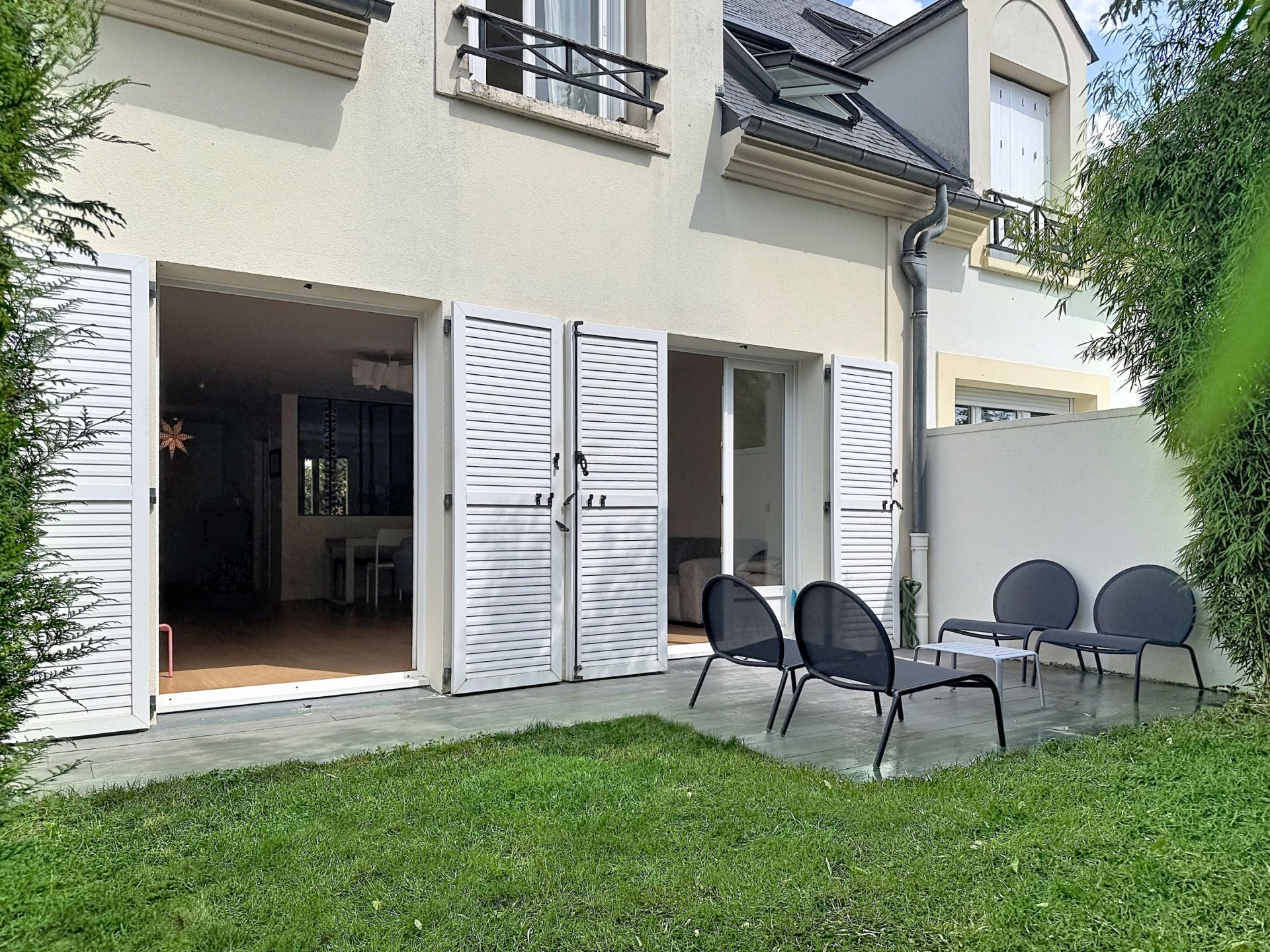 Acheter Maison 6&nbsp;Pièces 124.81&nbsp;m² Rueil-Malmaison