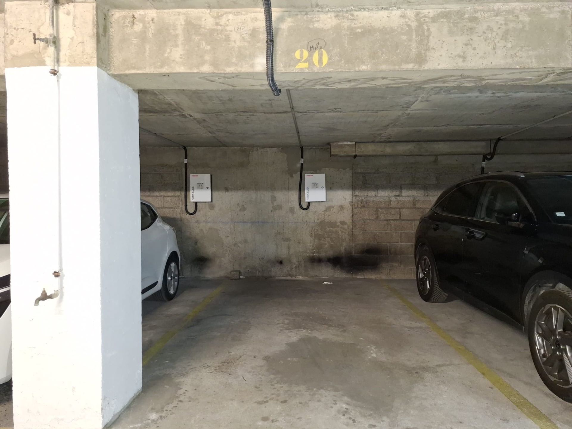 Louer Parking 11.94&nbsp;m² Rueil-Malmaison