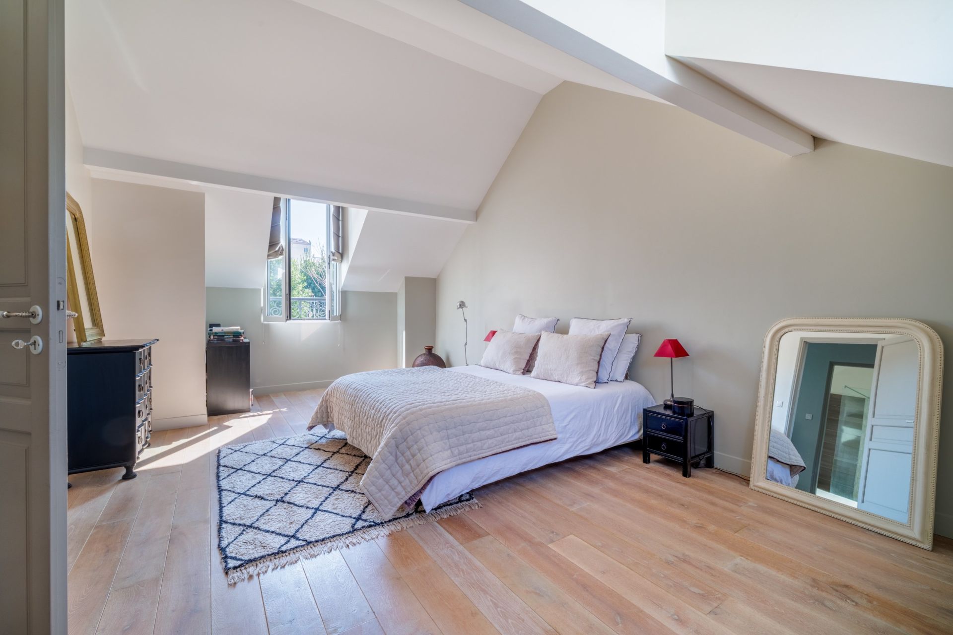 Acheter Maison 7&nbsp;Pièces 173.4&nbsp;m² Rueil-Malmaison