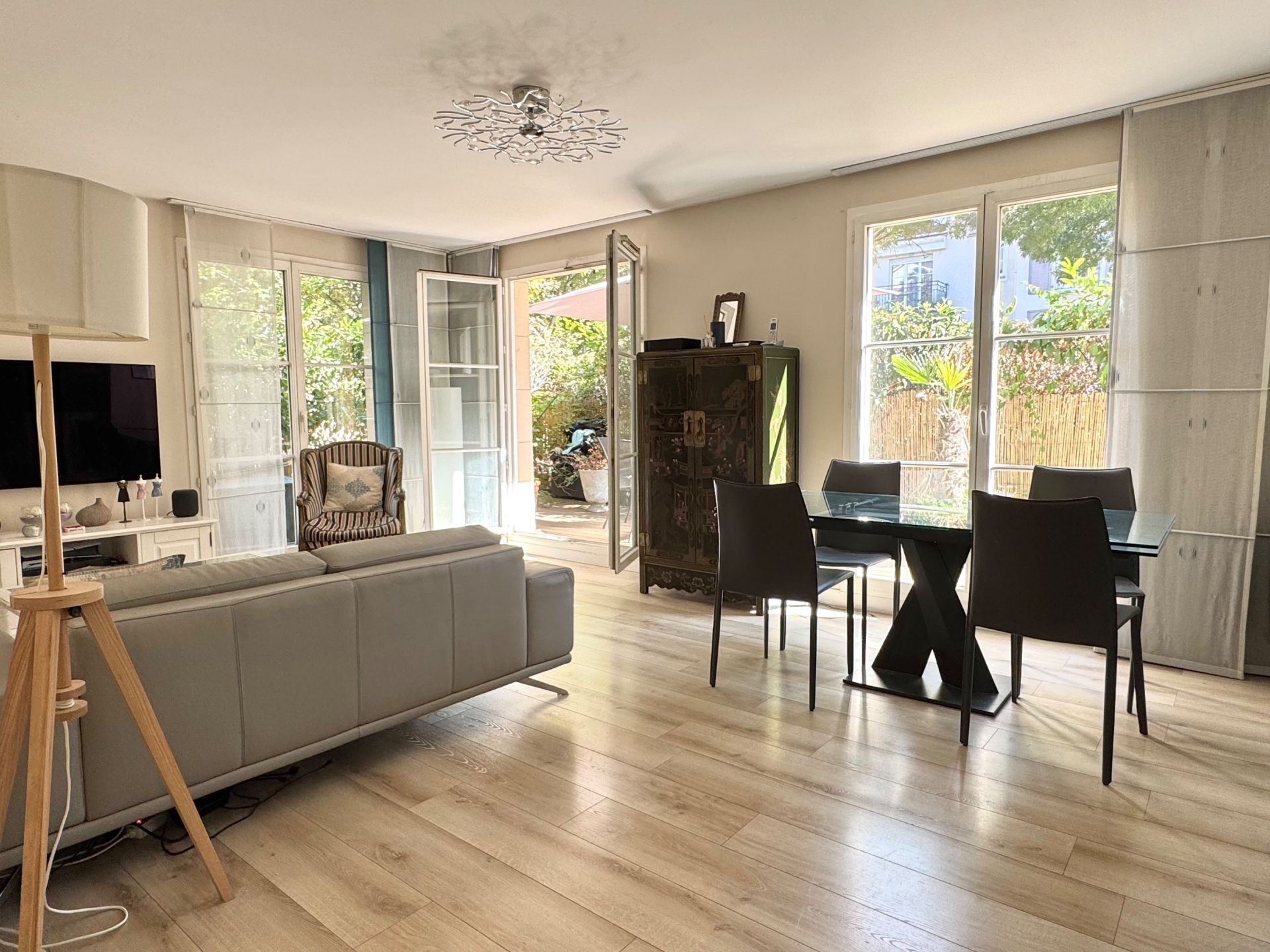 Acheter Appartement 4&nbsp;Pièces 81.77&nbsp;m² Rueil-Malmaison