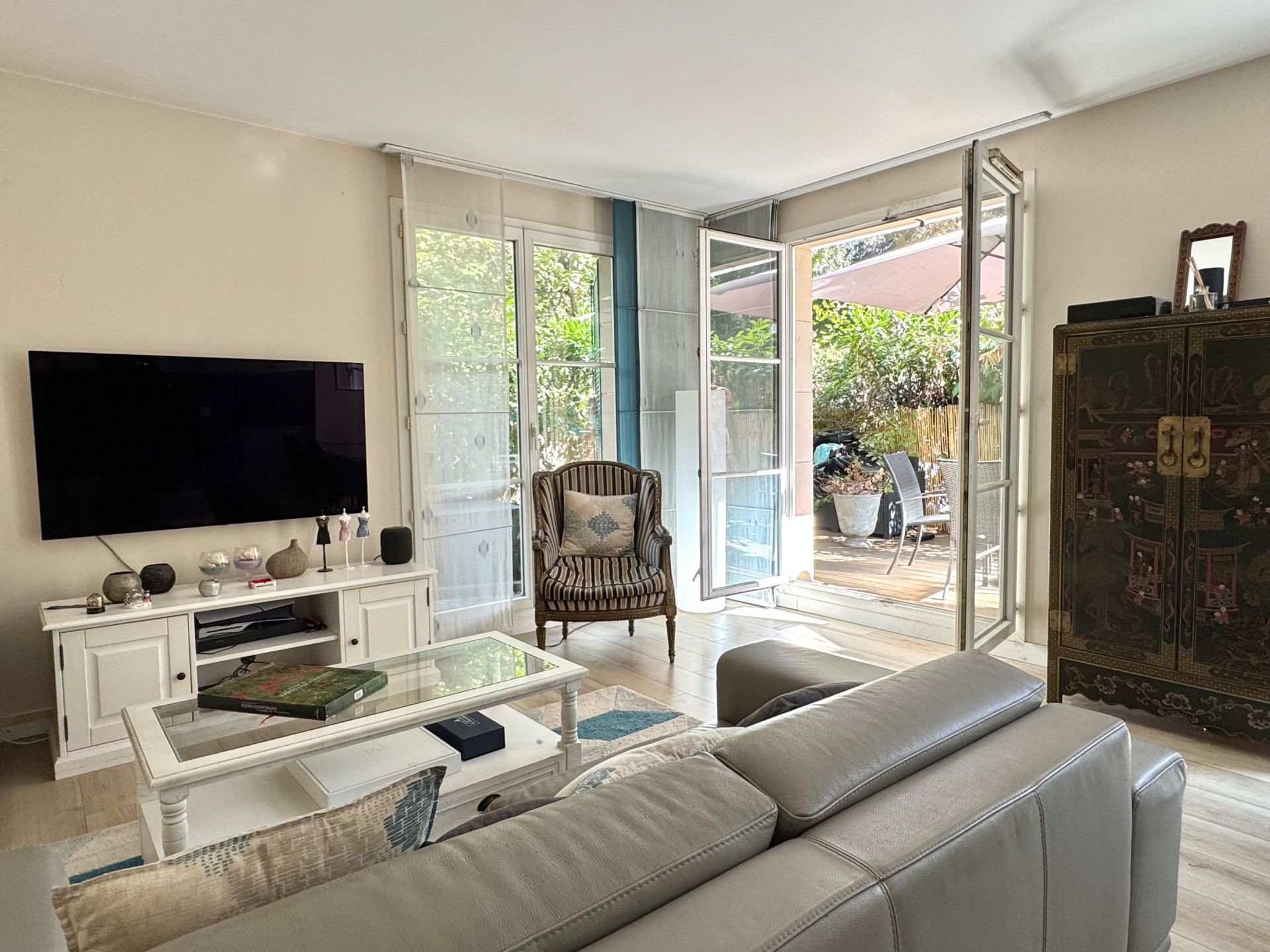 Acheter Appartement 4&nbsp;Pièces 81.77&nbsp;m² Rueil-Malmaison