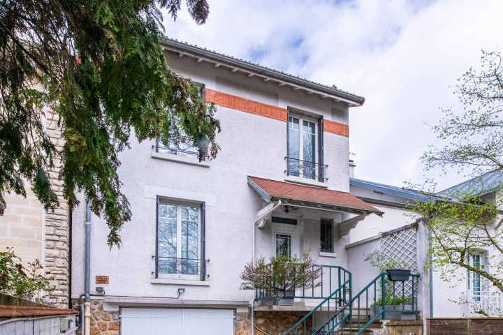 maison 8 pièces en vente sur GARCHES (92380) Vente Maison Garches 92380 158 m²