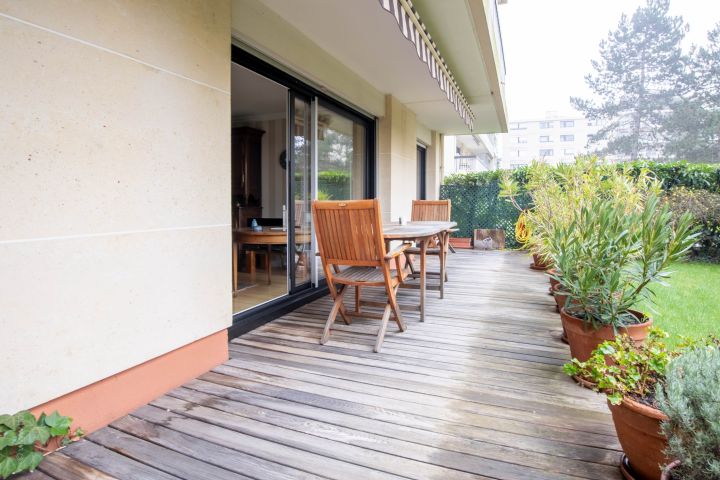 appartement 4 pièces en vente sur RUEIL MALMAISON (92500) Vente Appartement Rueil-Malmaison 92500 87.26 m²