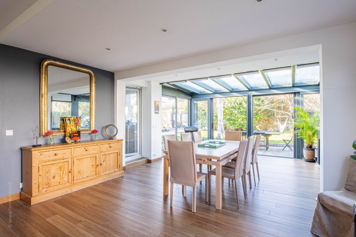 maison 8 pièces en vente sur RUEIL MALMAISON (92500) Vente Maison Rueil-Malmaison 92500 269.6 m²