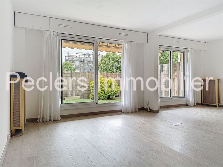 appartement 3 pièces en vente sur RUEIL MALMAISON (92500) Vente Appartement Rueil-Malmaison 92500 72.29 m²