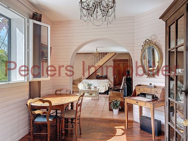 maison 5 pièces en vente sur RUEIL MALMAISON (92500) Vente Maison Rueil-Malmaison 92500 144 m²