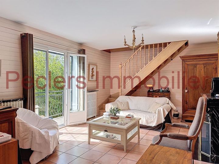 maison 5 pièces en vente sur RUEIL MALMAISON (92500) Vente Maison Rueil-Malmaison 92500 144 m²
