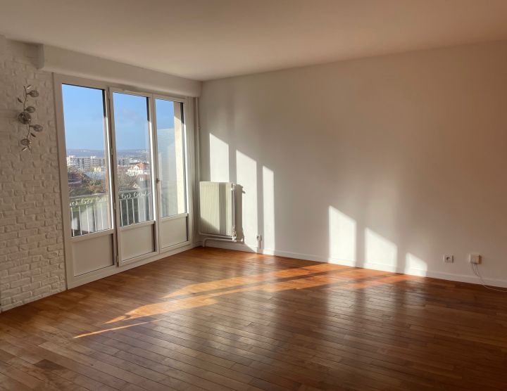 appartement 3 pièces en vente sur RUEIL MALMAISON (92500) Vente Appartement Rueil-Malmaison 92500 76.1 m²