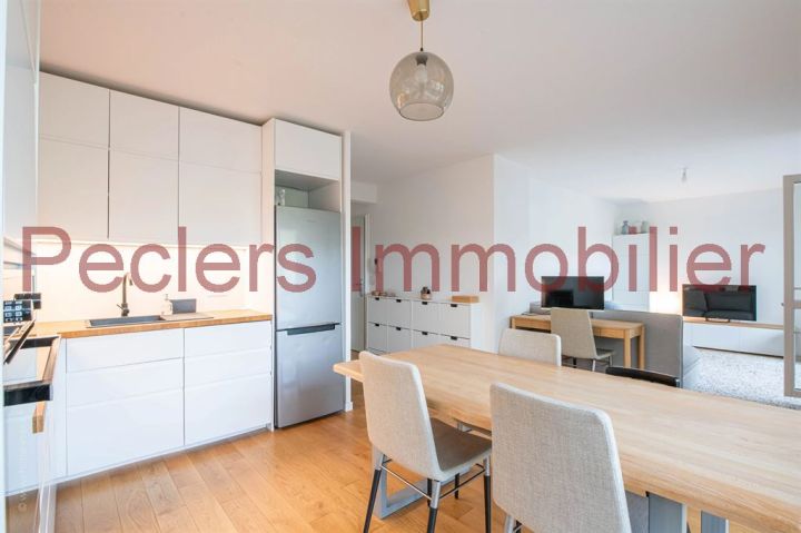 appartement 3 pièces en vente sur RUEIL MALMAISON (92500) Vente Appartement Rueil-Malmaison 92500 65.88 m²