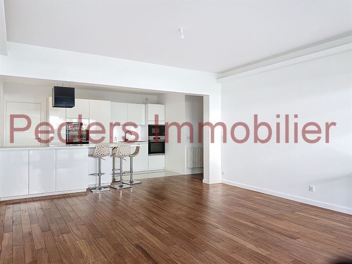appartement 3 pièces en vente sur RUEIL MALMAISON (92500) Vente Appartement Rueil-Malmaison 92500 81.57 m²