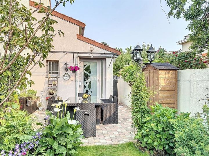 maison 2 pièces en vente sur RUEIL MALMAISON (92500) Vente Maison Rueil-Malmaison 92500 49.87 m²