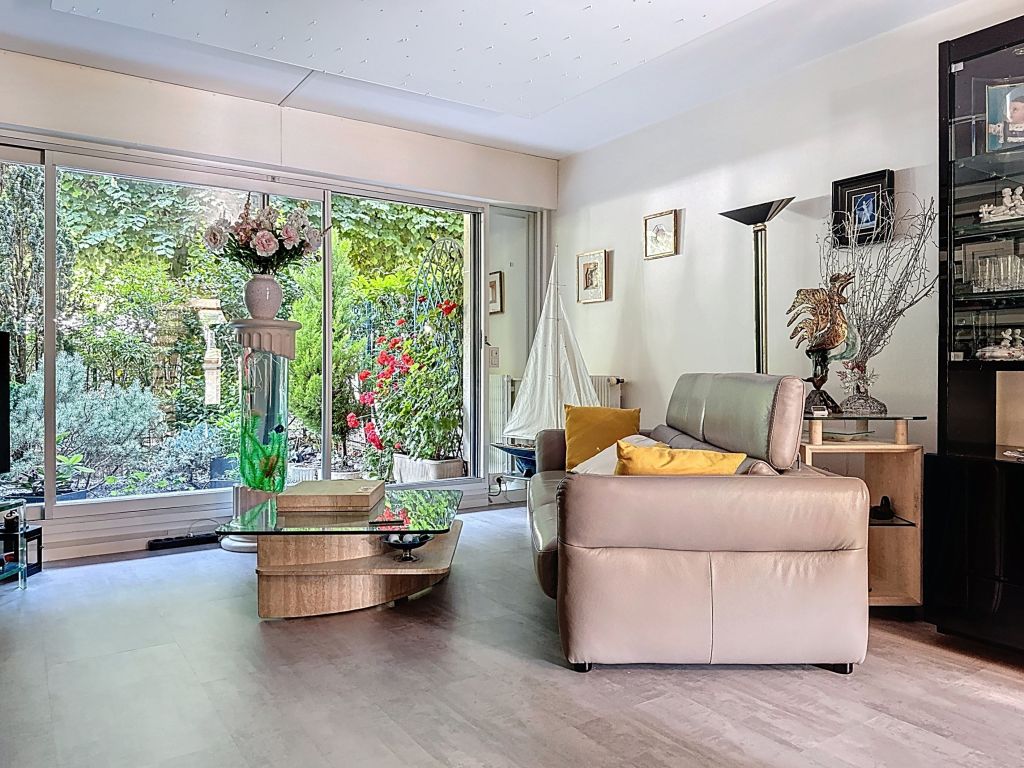 appartement 4 Pièces en vente sur RUEIL MALMAISON (92500) - Plus de details