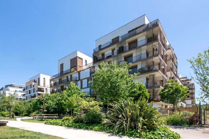appartement 5 pièces en vente sur RUEIL MALMAISON (92500)