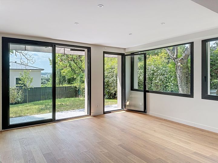 appartement 4 pièces en vente sur RUEIL MALMAISON (92500) Vente Appartement Rueil-Malmaison 92500 135.73 m²