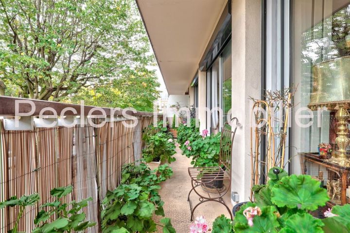 appartement 3 pièces en vente sur RUEIL MALMAISON (92500) Vente Appartement Rueil-Malmaison 92500 67.94 m²