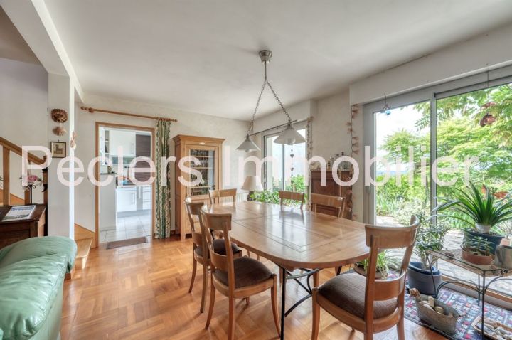 maison 7 pièces en vente sur RUEIL MALMAISON (92500) Vente Maison Rueil-Malmaison 92500 156 m²