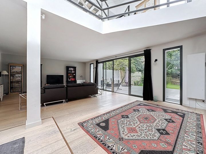maison 7 pièces en vente sur RUEIL MALMAISON (92500) Vente Maison Rueil-Malmaison 92500 336 m²