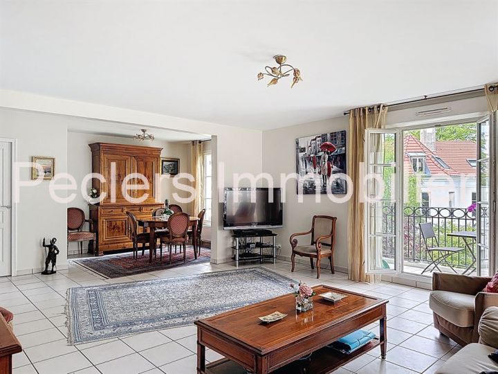 appartement 5 pièces en vente sur RUEIL MALMAISON (92500) Vente Appartement Rueil-Malmaison 92500 112.27 m²