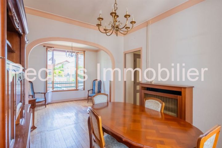 maison 6 pièces en vente sur RUEIL MALMAISON (92500) Vente Maison Rueil-Malmaison 92500 101.49 m²