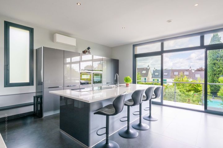 maison 7 pièces en vente sur RUEIL MALMAISON (92500) Vente Maison Rueil-Malmaison 92500 314.67 m²