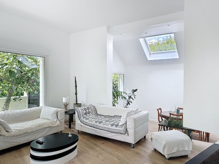 maison 7 pièces en vente sur RUEIL MALMAISON (92500) Vente Maison Rueil-Malmaison 92500 337 m²
