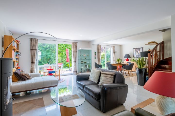 maison 9 pièces en vente sur RUEIL MALMAISON (92500) Vente Maison Rueil-Malmaison 92500 221 m²