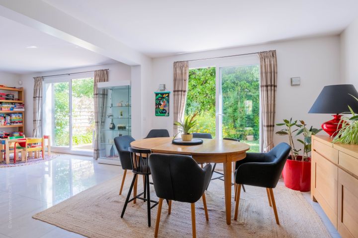 maison 9 pièces en vente sur RUEIL MALMAISON (92500) Vente Maison Rueil-Malmaison 92500 221 m²