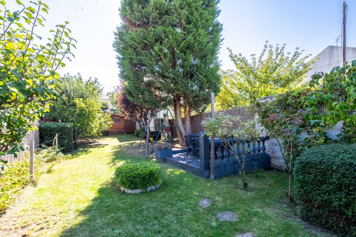 Acheter Maison 7 Pièces 151.85 m² Rueil-Malmaison