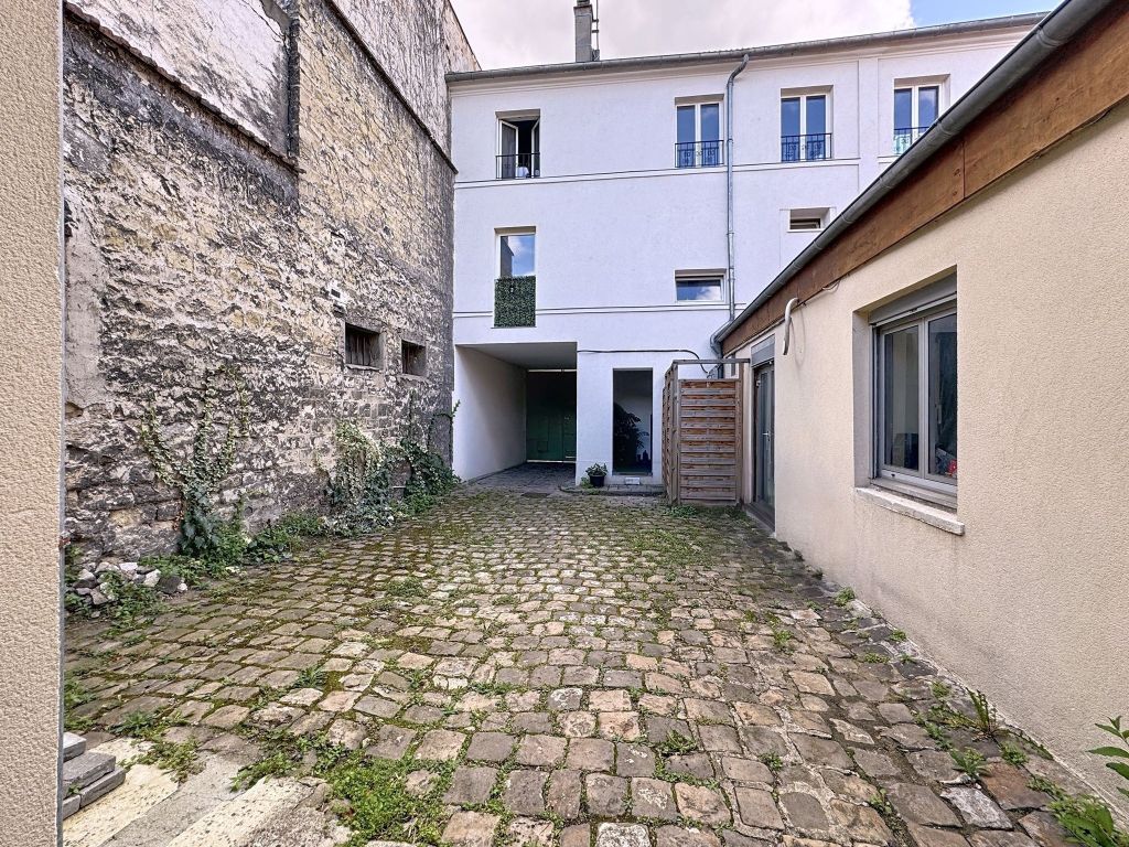 appartement 4 Pièces en vente sur RUEIL MALMAISON (92500) - Plus de details