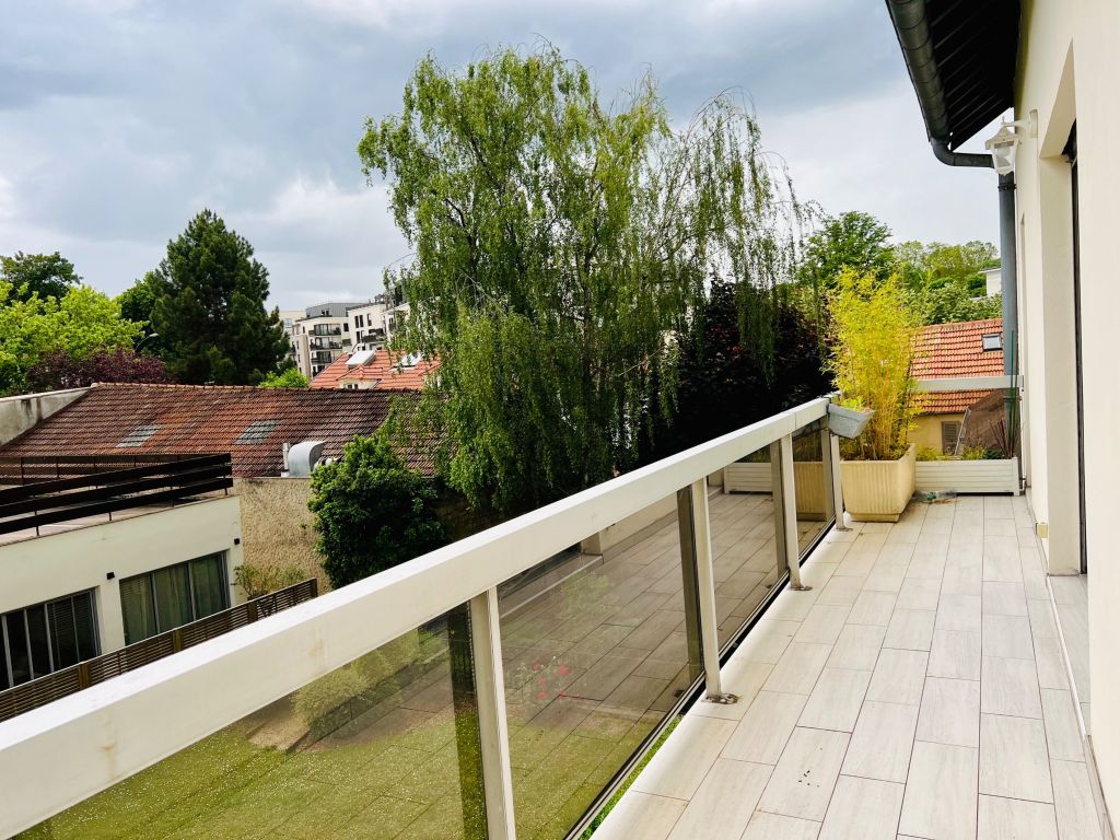 Louer Appartement 5 Pièces 102.8 m² Rueil-Malmaison