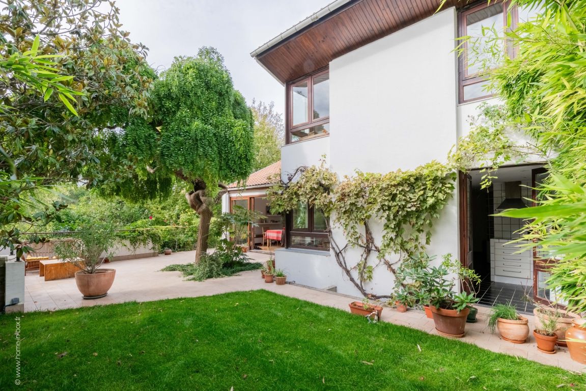 Acheter Maison 7 Pièces 158.76 m² Rueil-Malmaison