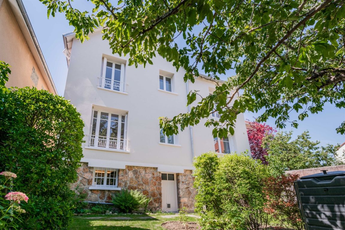 maison 7 Pièces en vente sur RUEIL MALMAISON (92500) - Plus de details