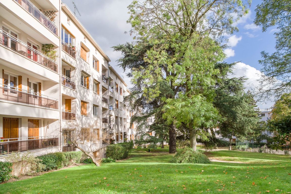 appartement 3 Pièces en vente sur SURESNES (92150) - Plus de details