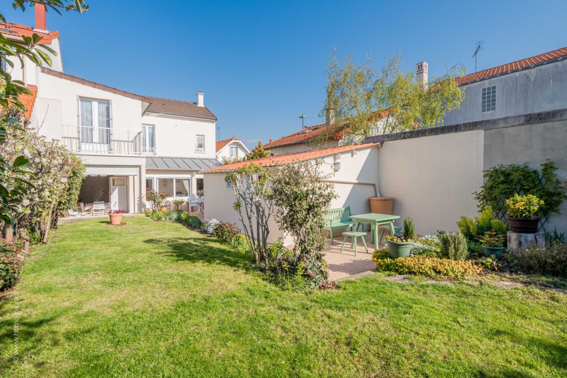 maison 7 Pièces en vente sur RUEIL MALMAISON (92500) - Plus de details