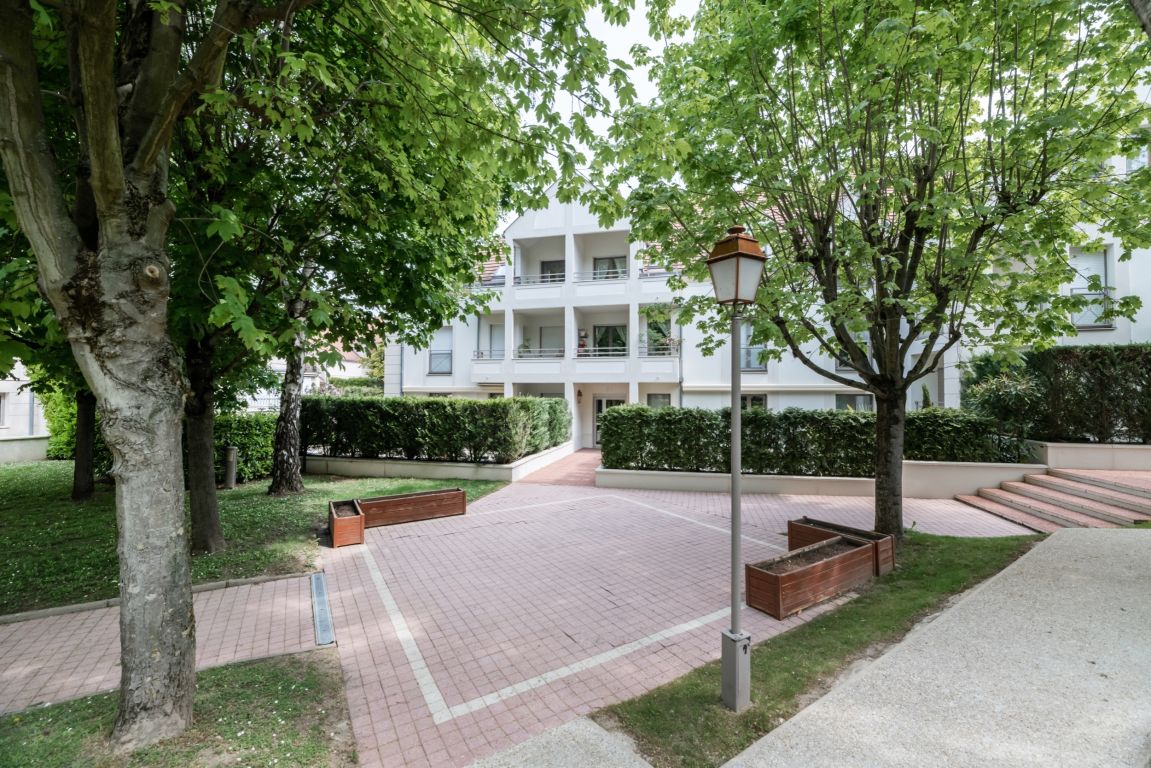 appartement 3 Pièces en vente sur RUEIL MALMAISON (92500) - Plus de details