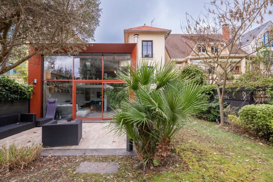 maison 8 Pièces en vente sur RUEIL MALMAISON (92500) - Plus de details