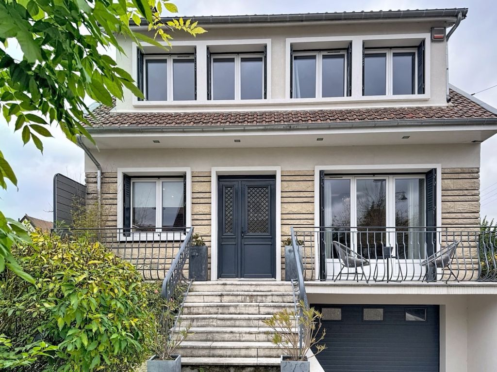 maison 7 Pièces en vente sur RUEIL MALMAISON (92500) - Plus de details