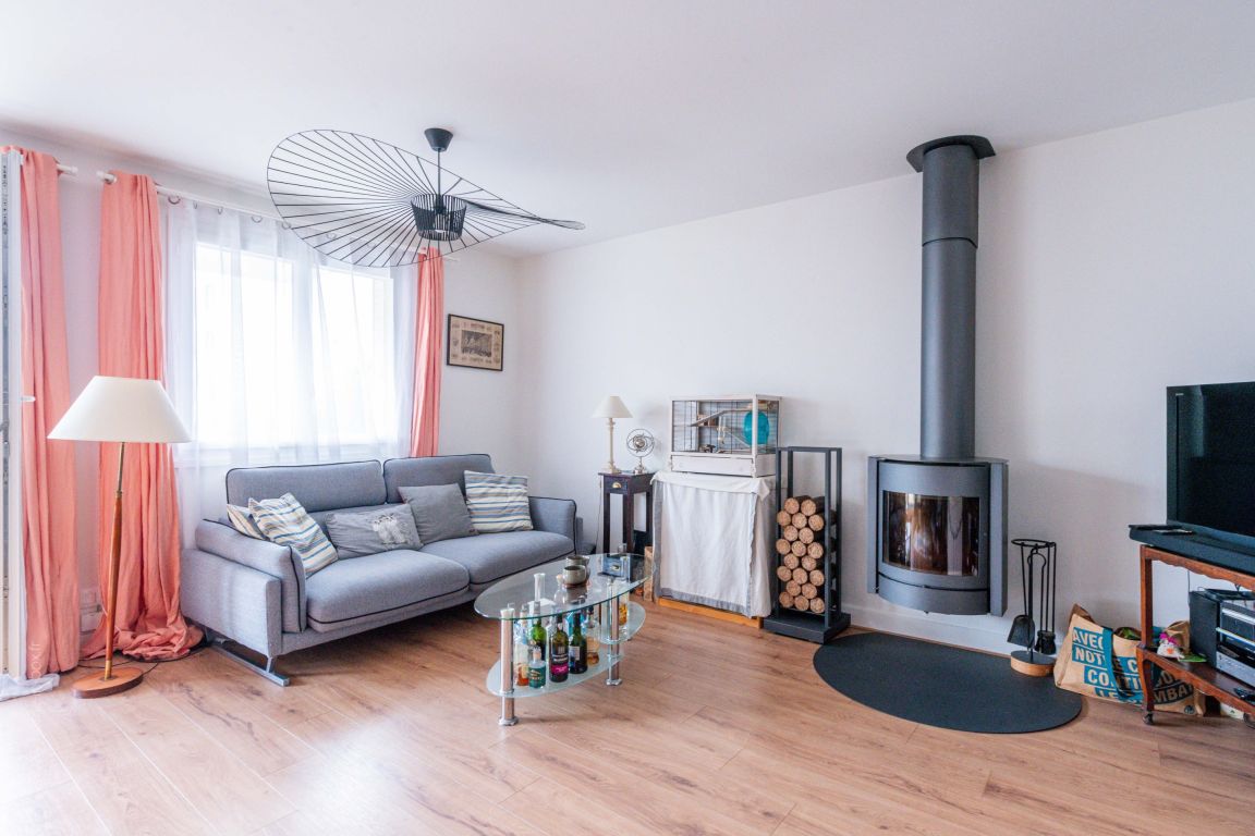 appartement 6 Pièces en vente sur RUEIL MALMAISON (92500) - Plus de details