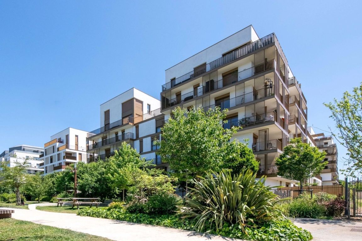 appartement 5 Pièces en vente sur RUEIL MALMAISON (92500) - Plus de details