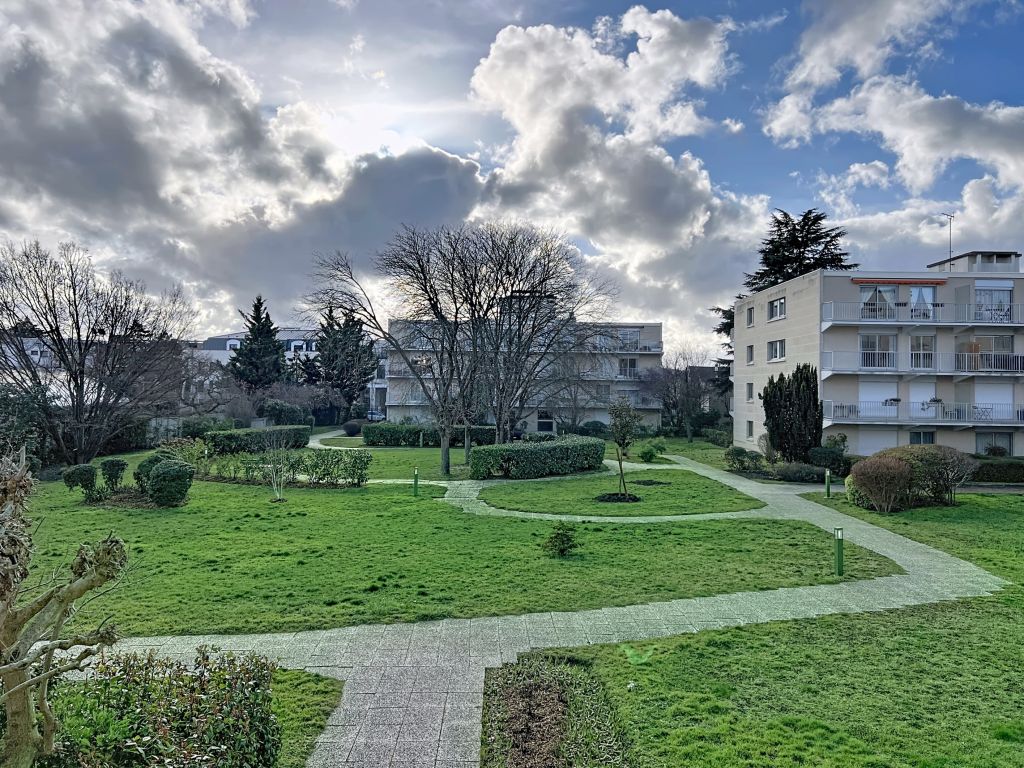 appartement 1 pièce en location sur RUEIL MALMAISON (92500) - Plus de details