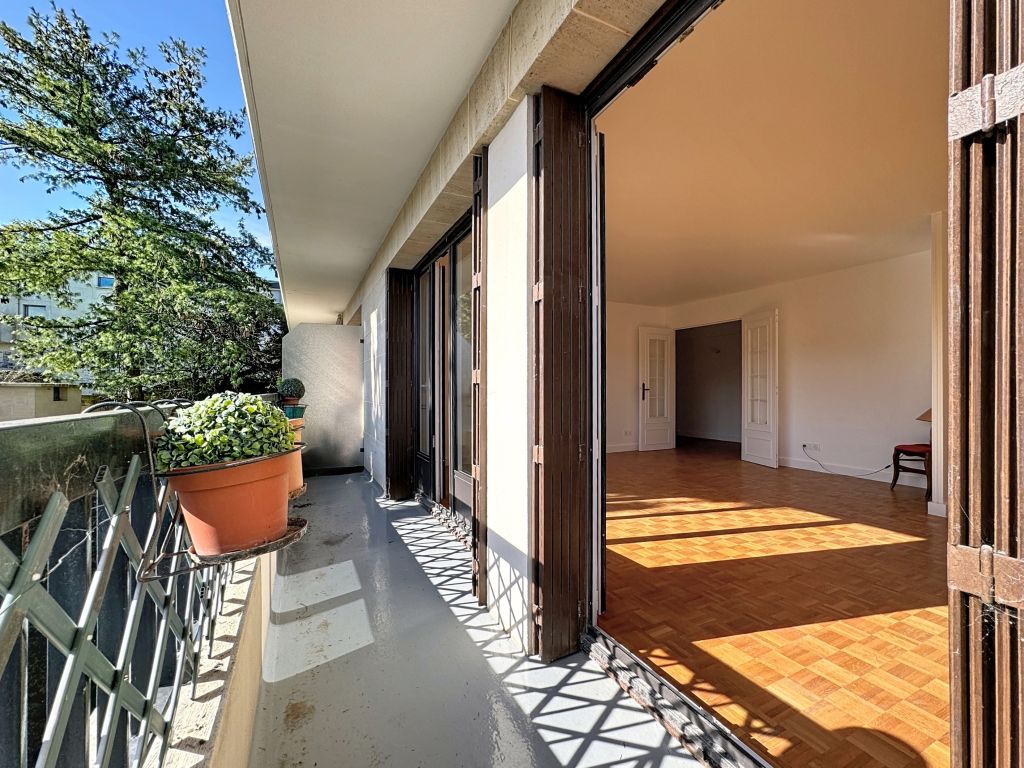 appartement 5 Pièces en vente sur RUEIL MALMAISON (92500) - Plus de details