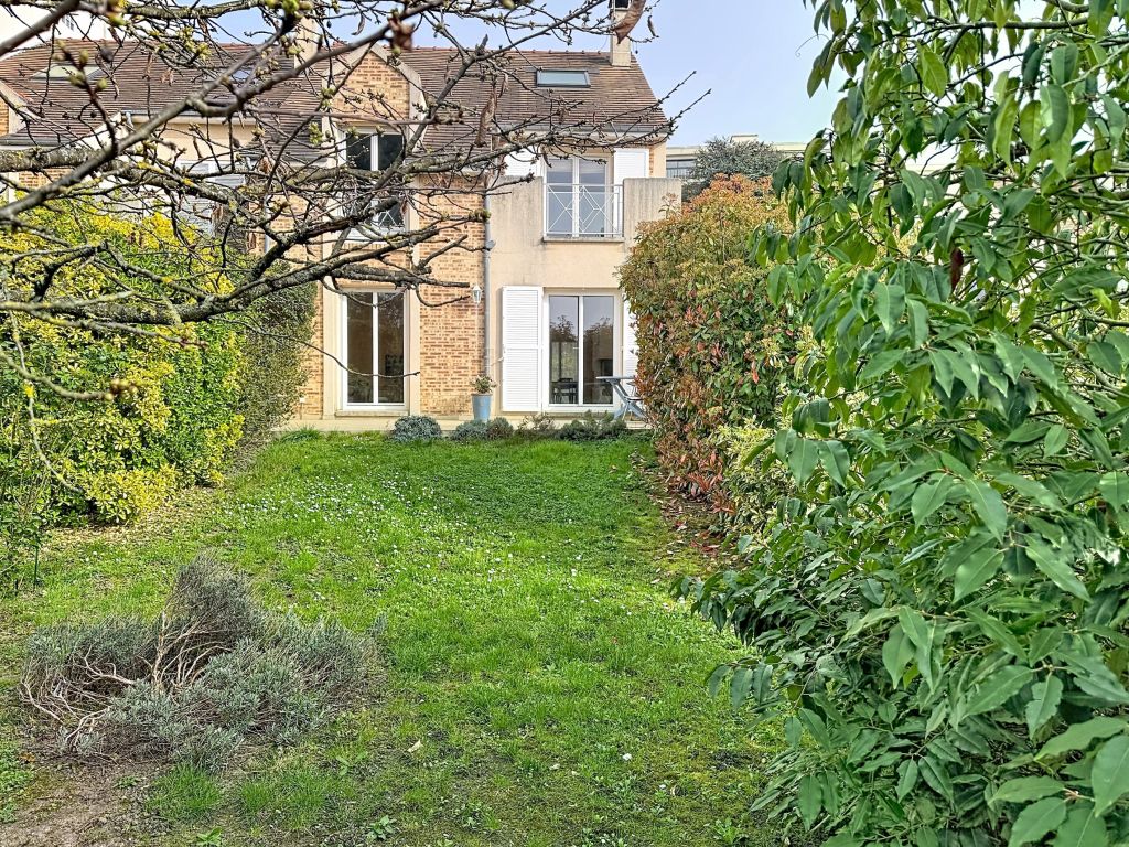 maison 7 Pièces en vente sur RUEIL MALMAISON (92500) - Plus de details